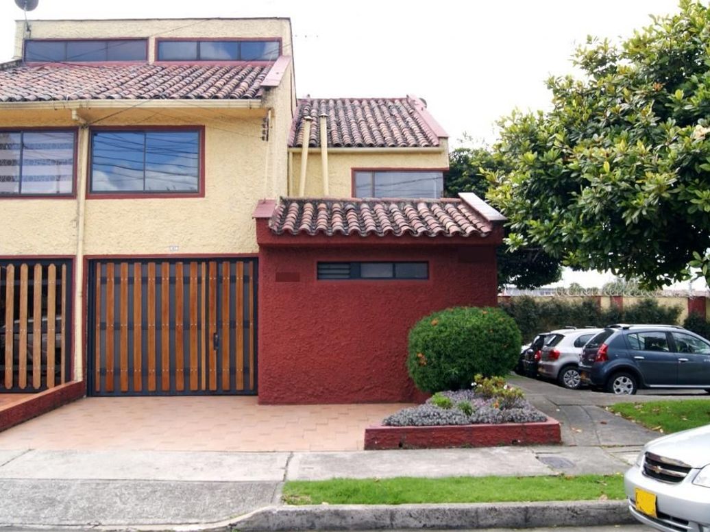 Casa de 5 alcobas en venta en Siete De Agosto, Bogotá, 325 m² · foto 18 de 19