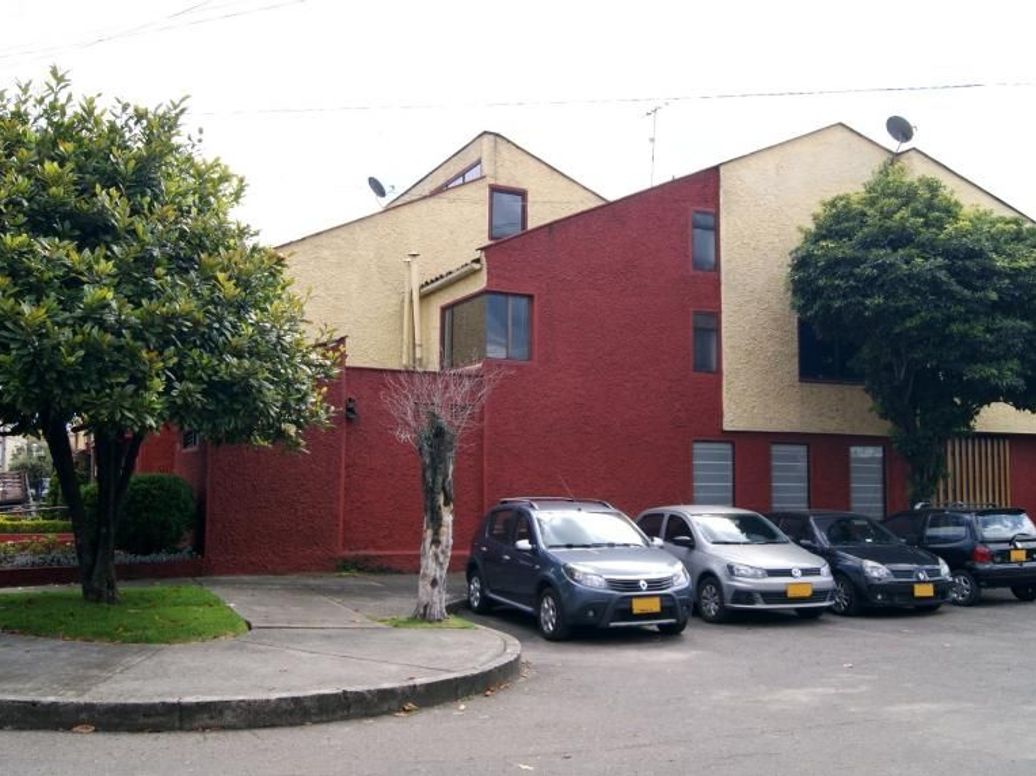 Casa de 5 alcobas en venta en Siete De Agosto, Bogotá, 325 m² · foto 19 de 19