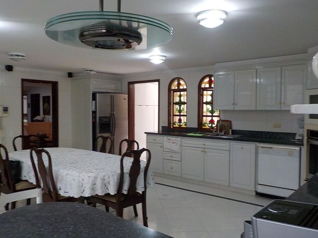 Casa de 3 alcobas en venta en Cerros De Santa Barbara, Bogotá, 442 m² · foto 8 de 20