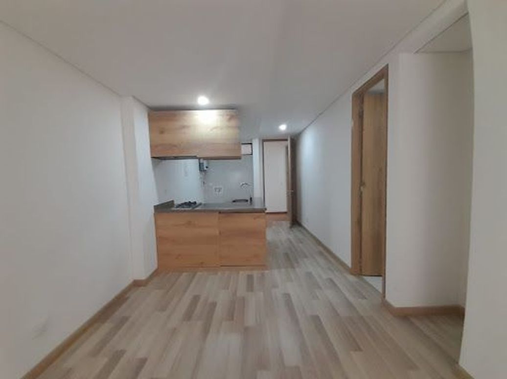 Apartamento de 1 alcoba en venta en La Candelaria, Bogotá, 44 m² · foto 3 de 8