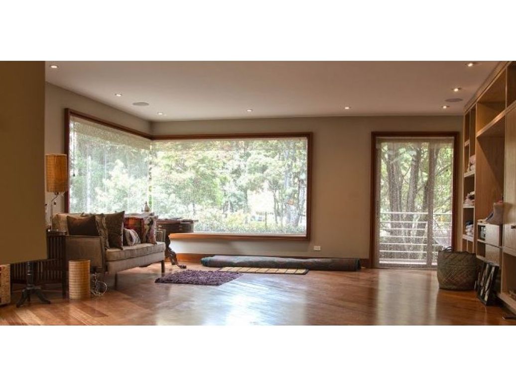 Apartamento de 4 alcobas en venta en Chico, Bogotá, 440 m² · foto 3 de 18