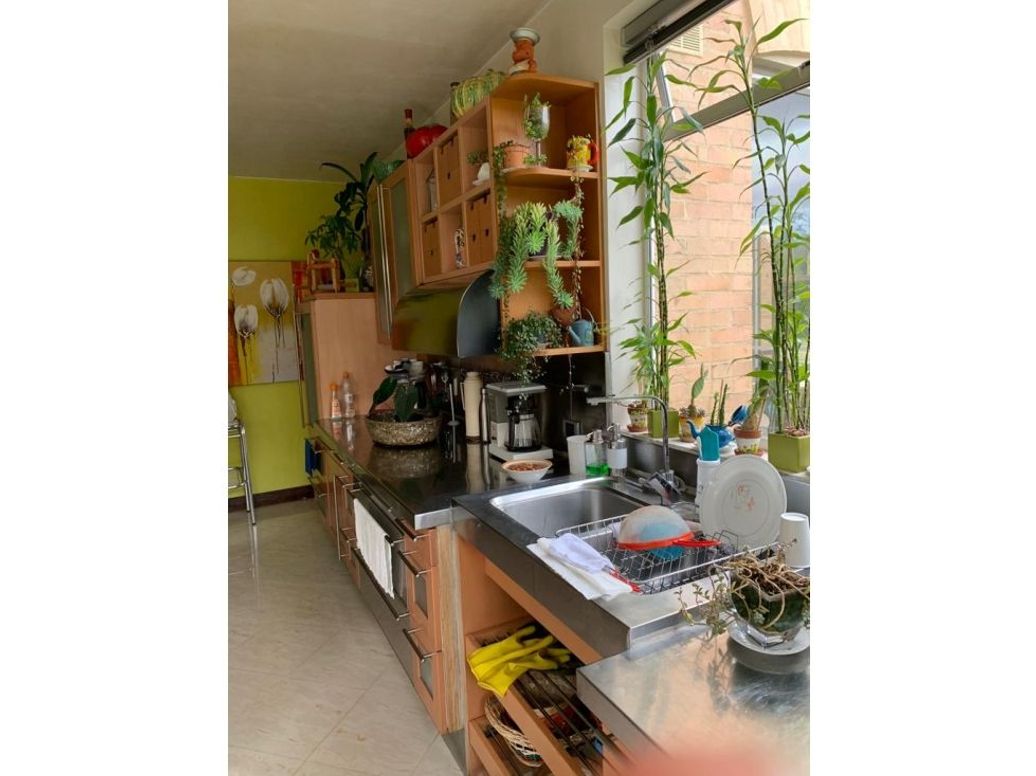 Casa de 4 alcobas en venta en San Simón, Bogotá, 350 m² · foto 8 de 8