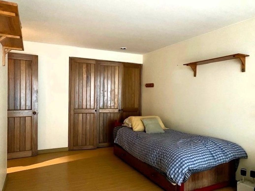 Apartamento de 3 alcobas en arriendo en Los Rosales, Bogotá, 200 m² · foto 12 de 16