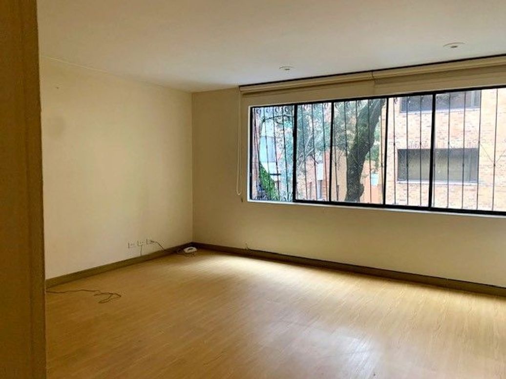 Apartamento de 3 alcobas en arriendo en Los Rosales, Bogotá, 200 m² · foto 11 de 16