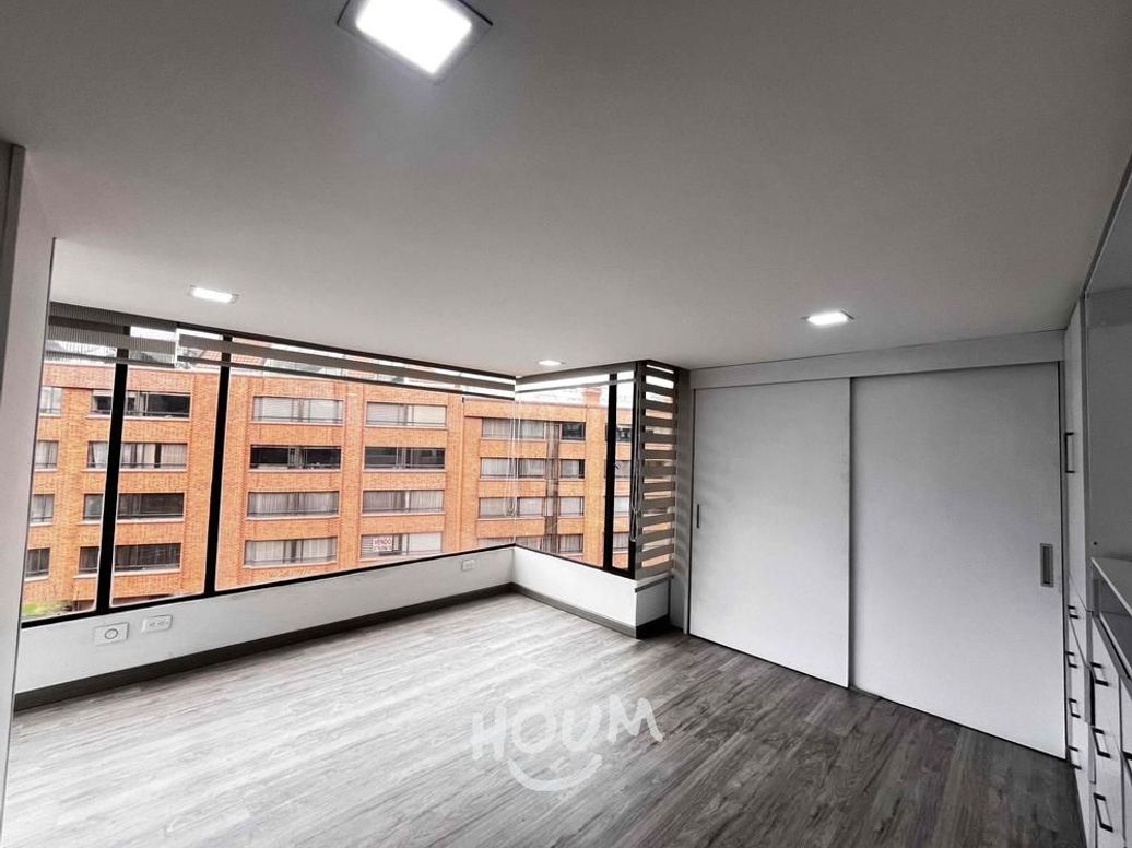 Apartamento de 3 alcobas en venta en Santa Barbara Central, Bogotá, 158 m² · foto 6 de 20