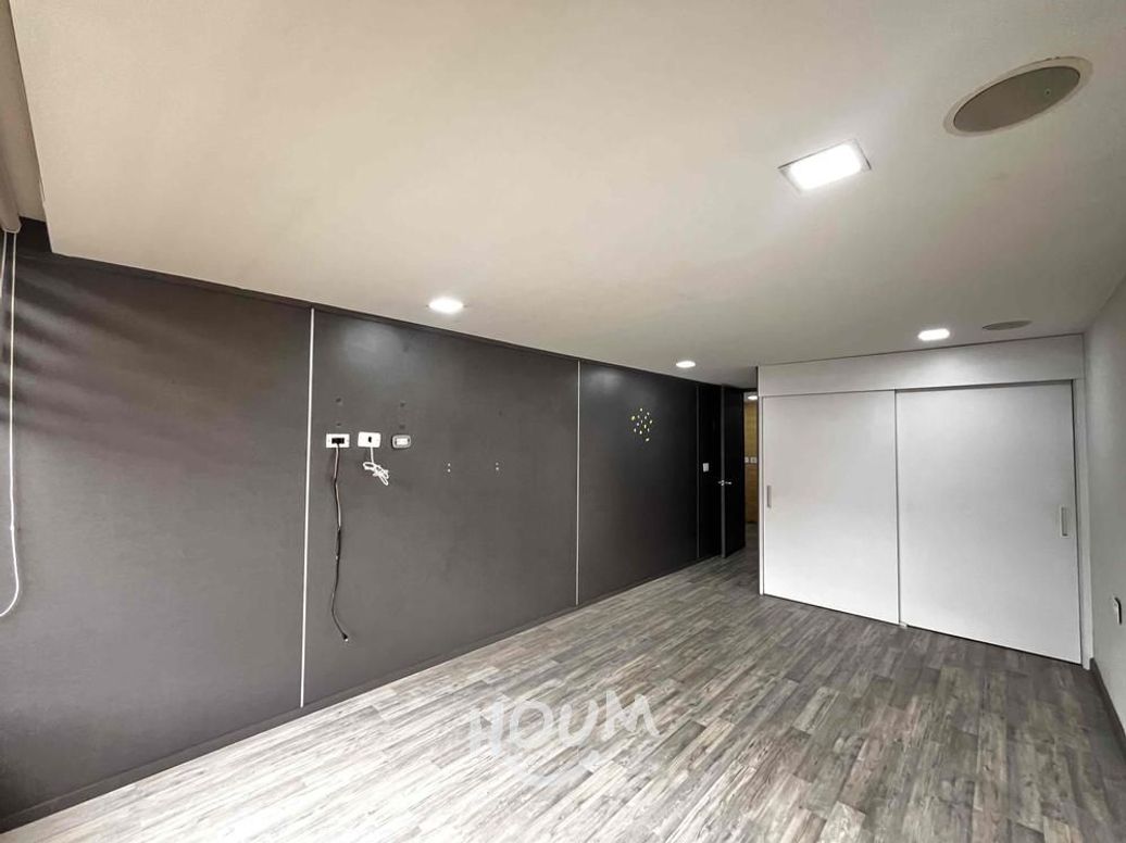 Apartamento de 3 alcobas en venta en Santa Barbara Central, Bogotá, 158 m² · foto 17 de 20