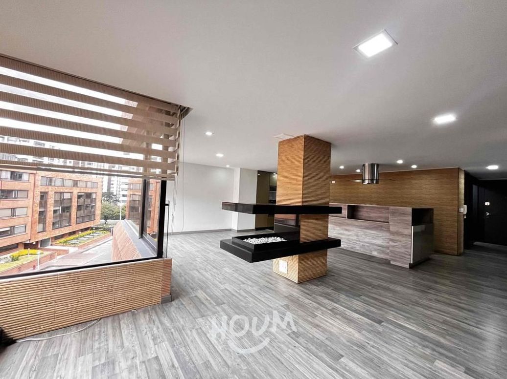 Apartamento de 3 alcobas en venta en Santa Barbara Central, Bogotá, 158 m² · foto 13 de 20
