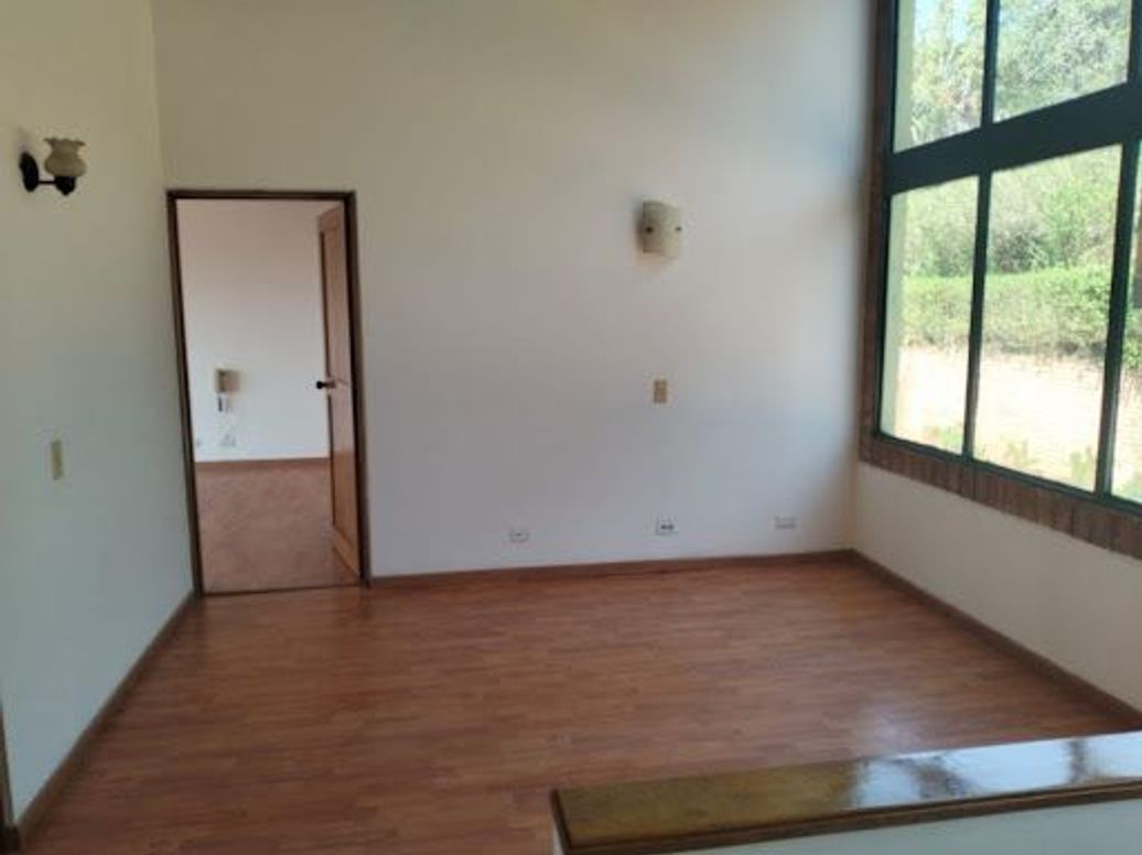 Casa de 4 alcobas en venta en San José De Bavaria, Bogotá, 200 m² · foto 14 de 20