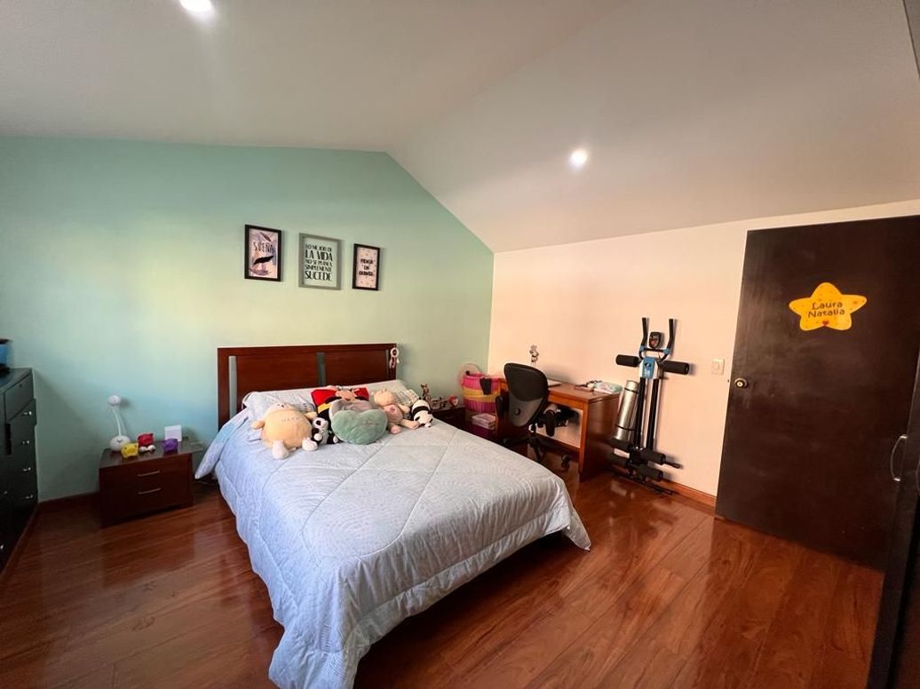 Casa de 4 alcobas en venta en Las Villas, Bogotá, 340 m² · foto 16 de 19