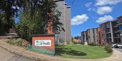 ¡Vendo Apartamento en la Unidad Villa Carmelita, Municipio de La Ceja!

? Ubicación: Unidad Villa Carmelita, Municipio de La Ceja

? Descripción del Apartamento:


 Proyecto VIS: Vivienda de Interés Social
 Área Total: 56 m²
 Piso: Cuarto piso sin ascensor
 Distribución:
 
  Sala comedor amplia y luminosa
  Cocina integral moderna y equipada
  2 habitaciones auxiliares con closets
  Habitación principal con closet y baño privado
  Balcón con vista
  Zona de ropas
 
 


? Entorno y Ubicación:


 Sector Estratégico: Ubicado en la vía a San Diego
 Accesibilidad: Fácil acceso a vías hacia Medellín por Las Palmas, El Retiro y Rionegro
 Entorno Campestre: Zona tranquila y rodeada de naturaleza


? Precio de Venta:


 Valor: $240,000,000 (negociables)


 
