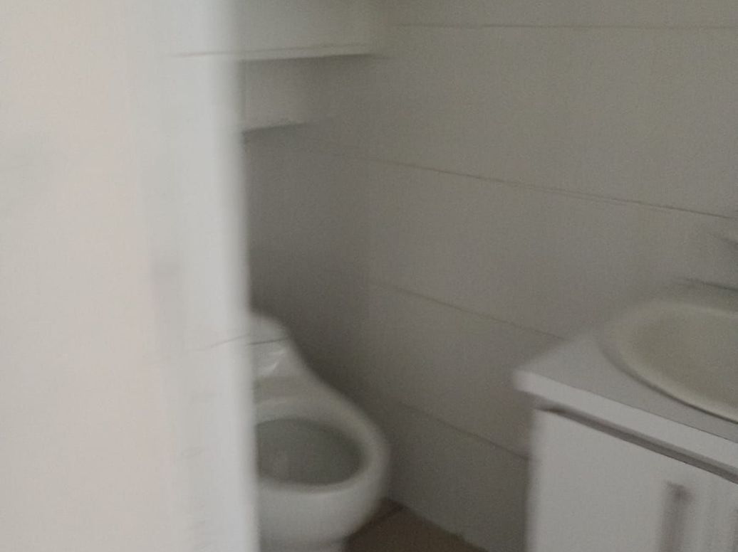 Casa de 8 alcobas en venta en Tibabuyes, Bogotá, 80 m² · foto 12 de 17
