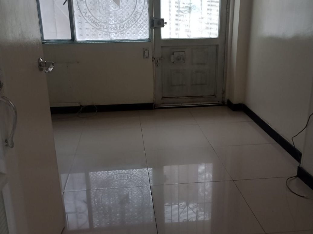 Casa de 8 alcobas en venta en Tibabuyes, Bogotá, 80 m² · foto 9 de 17