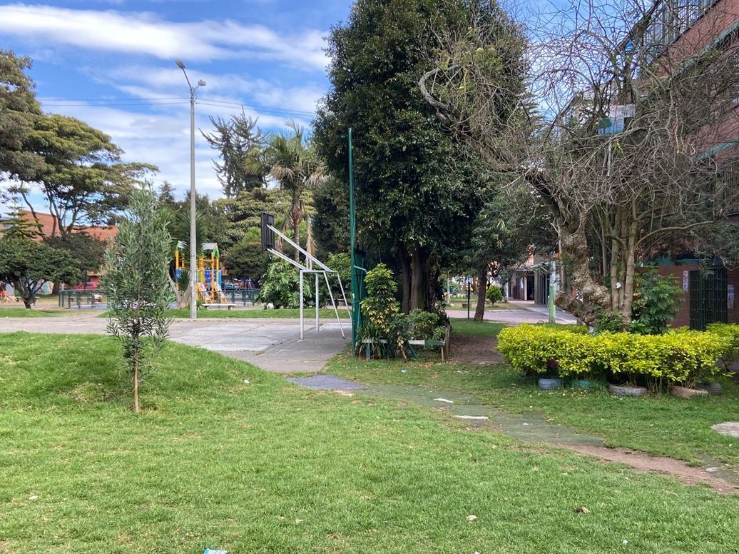 Casa de 8 alcobas en venta en Tibabuyes, Bogotá, 80 m² · foto 17 de 17
