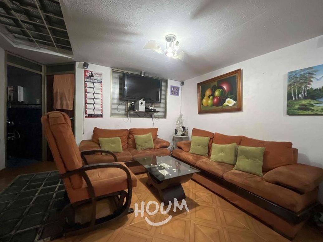 Casa de 9 alcobas en venta en Alameda, Bogotá, 281 m² · foto 18 de 20