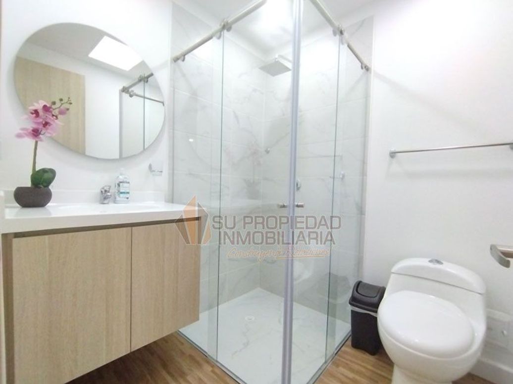 Casa de 3 alcobas en venta en Caobos Salazar, Bogotá, 240 m² · foto 15 de 20