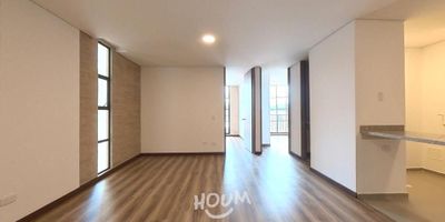 [VEN] ID HOUM: 134907

En Houm te ayudamos de forma fácil y segura. Los beneficios de comprar con nosotros:
    • Te ayudamos a conseguir financiamiento a través de una asesoría personalizada
    • Mediación y seguimiento de todo el proceso
    • Ponemos a tu disposición profesionales en notariado, registro y asesoría jurídica
¡Solo te preocupas de las firmas!

Departamento en venta, ubicado en el barrio delicias, con una superficie construida de 50.00 m² y superficie total de 60.00 m². 

Sus principales características son:

    • 2 dormitorios
    • 1 baño
    • No Admite mascotas
    • Año de construcción: 2024
            
Si compras con nosotros, te brindamos asesoría personalizada durante todo el proceso.
        
Más que una corredora, somos Houm.