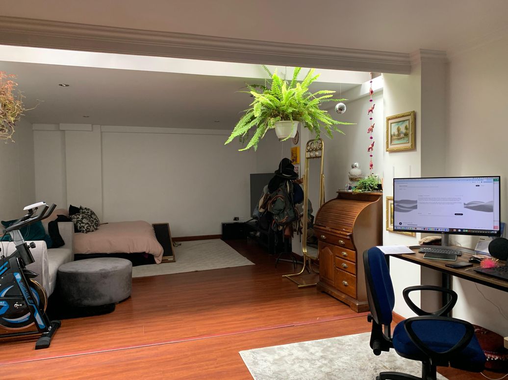 Apartamento de 4 alcobas en venta en Cjr Carlos Lleras Restrepo Block E, Bogotá, 215 m² · foto 17 de 19