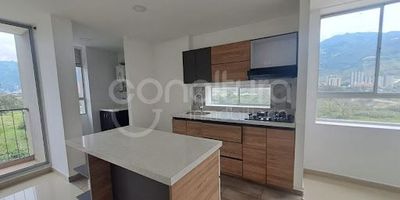 472-5435 Conaltura inmobiliaria ofrece apartamento en Venta en Niquia sector machado cuenta con 3 alcobas, 2 closet, 1 vestier, 2 baños, sala comedor, cocina integral, piso en porcelanato, 1 parqueadero. Ubicado en unidad cerrada con porteria de vigilancia, ascensores, gimnasio, juegos infantiles, salon social, shut de basura, piscina para niño y adulto, turco. Cerca al antiguo peaje.