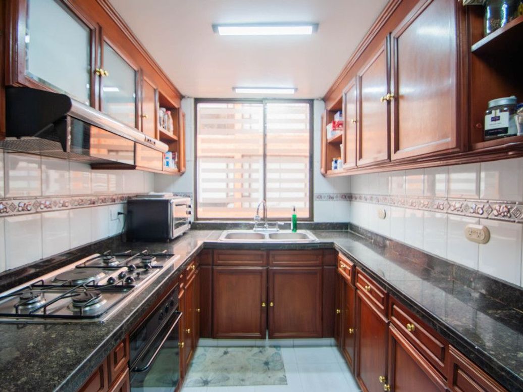 Apartamento de 3 alcobas en venta en Chico Norte Et. Iii, Bogotá, 171 m² · foto 8 de 20