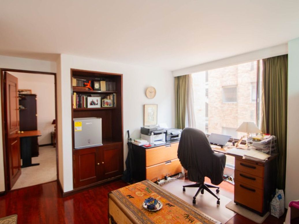 Apartamento de 3 alcobas en venta en Chico Norte Et. Iii, Bogotá, 171 m² · foto 12 de 20