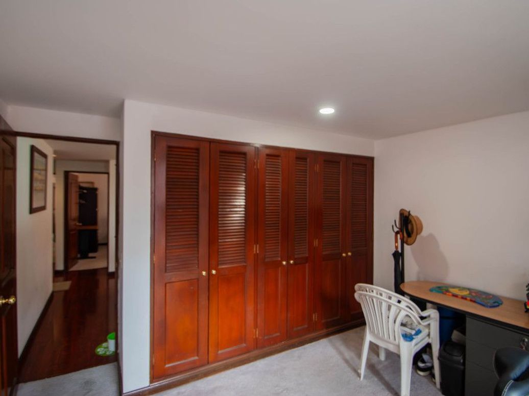 Apartamento de 3 alcobas en venta en Chico Norte Et. Iii, Bogotá, 171 m² · foto 11 de 20