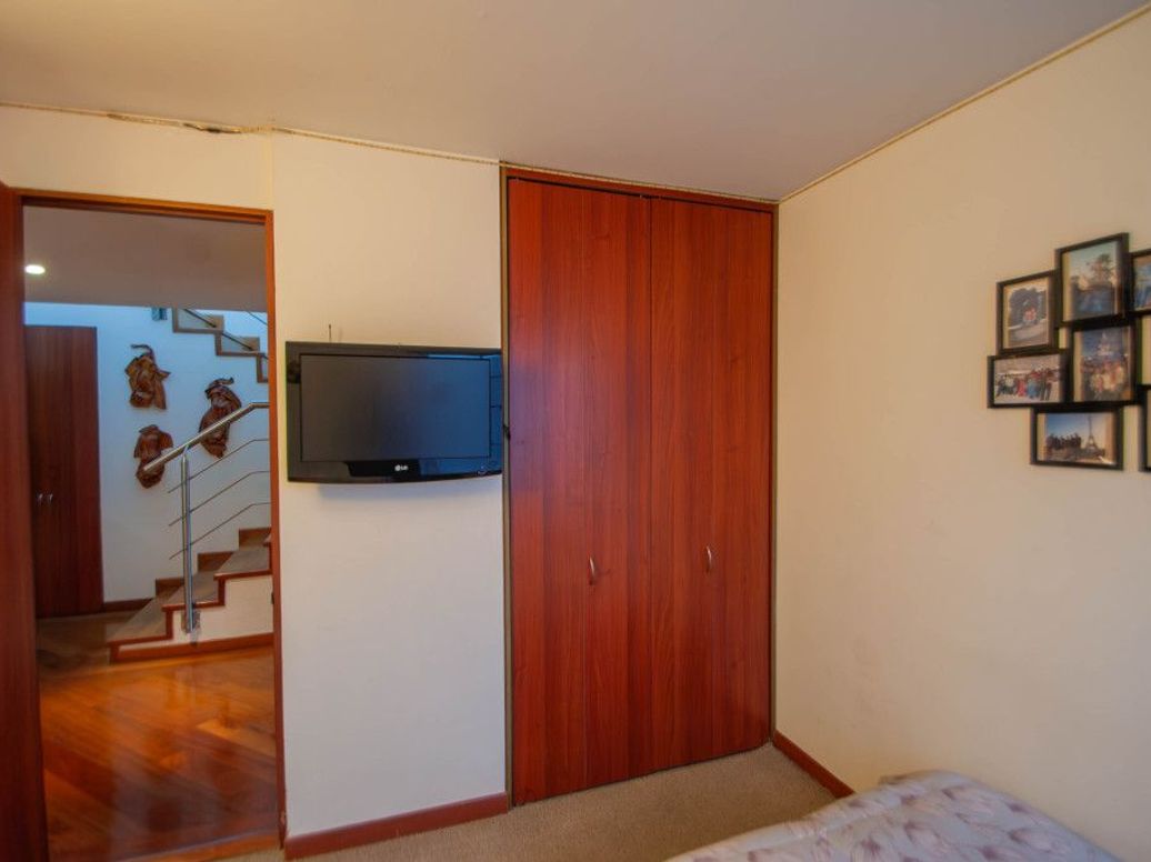 Apartamento de 3 alcobas en venta en Mazurén, Bogotá, 172 m² · foto 10 de 20