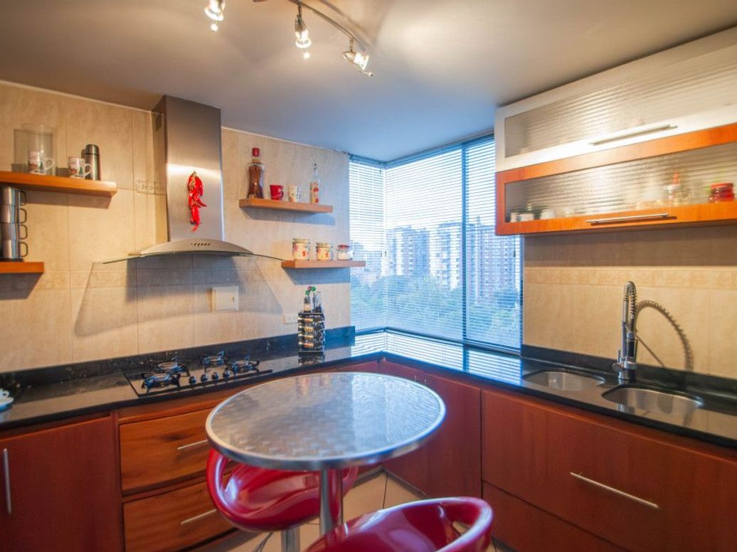 Apartamento de 3 alcobas en venta en Mazurén, Bogotá, 172 m² · foto 7 de 20