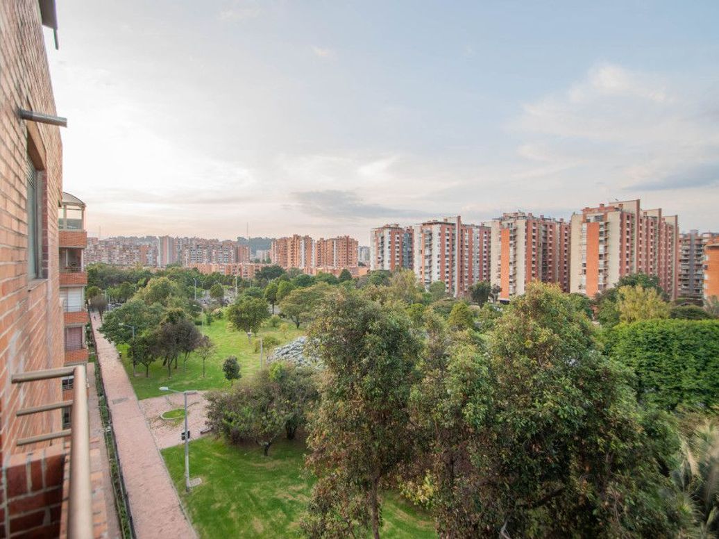 Apartamento de 3 alcobas en venta en Mazurén, Bogotá, 172 m² · foto 18 de 20