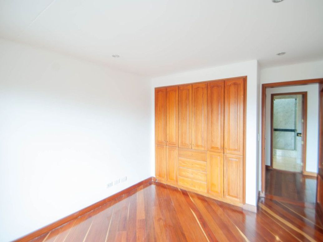 Apartamento de 2 alcobas en venta en Chicó Norte, Bogotá, 108 m² · foto 10 de 20