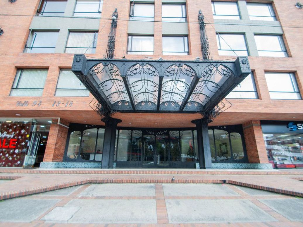 Apartamento de 2 alcobas en venta en Chicó Norte, Bogotá, 108 m² · foto 2 de 20