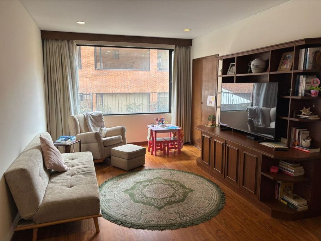 Apartamento de 3 alcobas en venta en Chico, Bogotá, 289 m² · foto 8 de 20