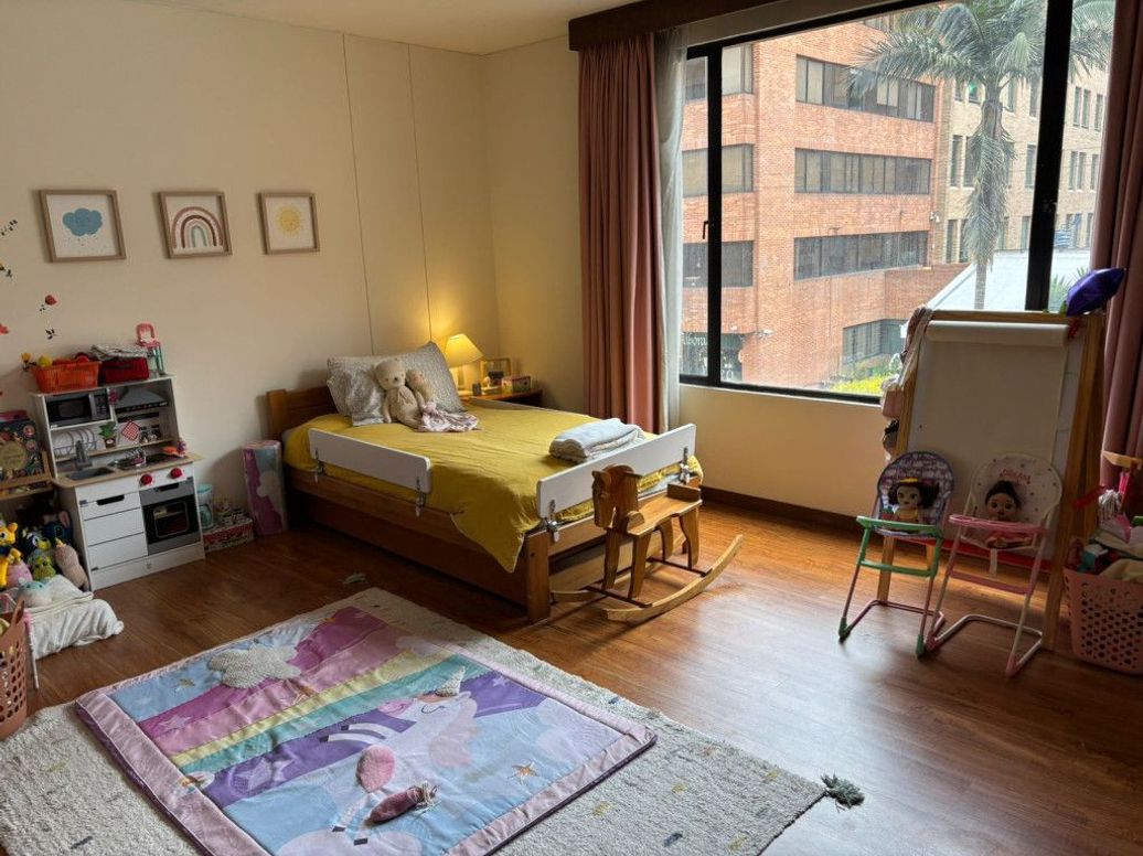 Apartamento de 3 alcobas en venta en Chico, Bogotá, 289 m² · foto 17 de 20