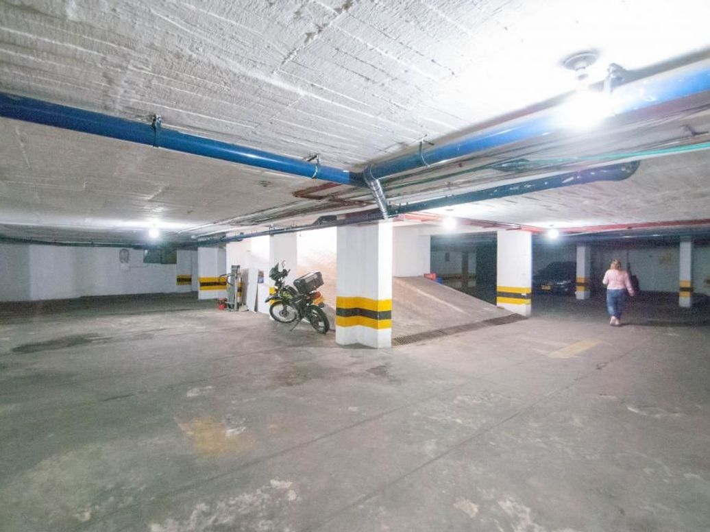 Apartamento de 3 alcobas en venta en Los Andes, Bogotá, 87 m² · foto 12 de 17