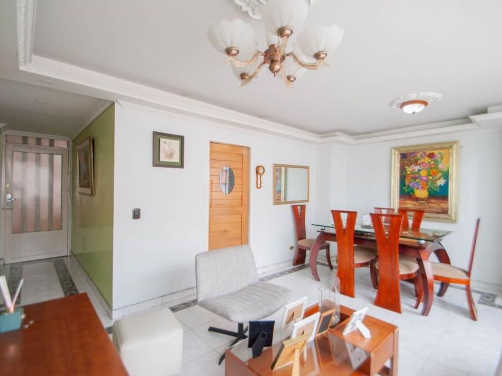 Apartamento de 3 alcobas en venta en Los Andes, Bogotá, 87 m² · foto 5 de 17