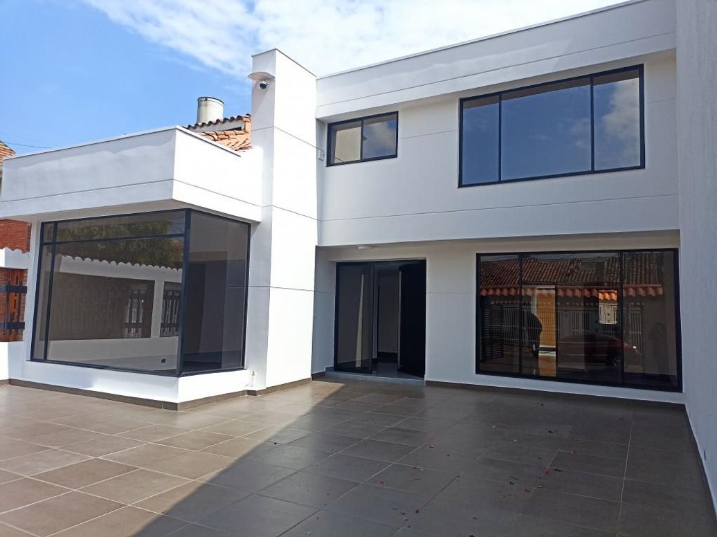 Casa en venta en Mónaco, Bogotá · foto 2 de 20
