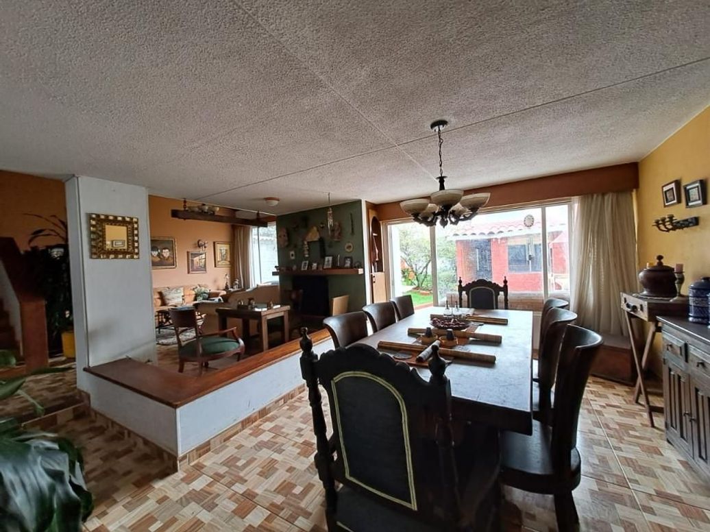 Casa de 6 alcobas en venta en Prado Veraniego Sur, Bogotá, 291 m² · foto 4 de 20