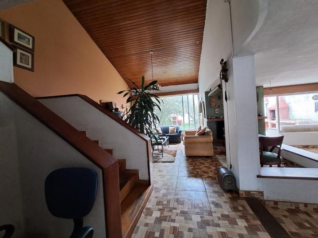 Casa de 6 alcobas en venta en Prado Veraniego Sur, Bogotá, 291 m² · foto 15 de 20
