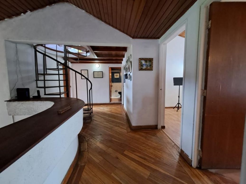 Casa de 6 alcobas en venta en Prado Veraniego Sur, Bogotá, 291 m² · foto 16 de 20