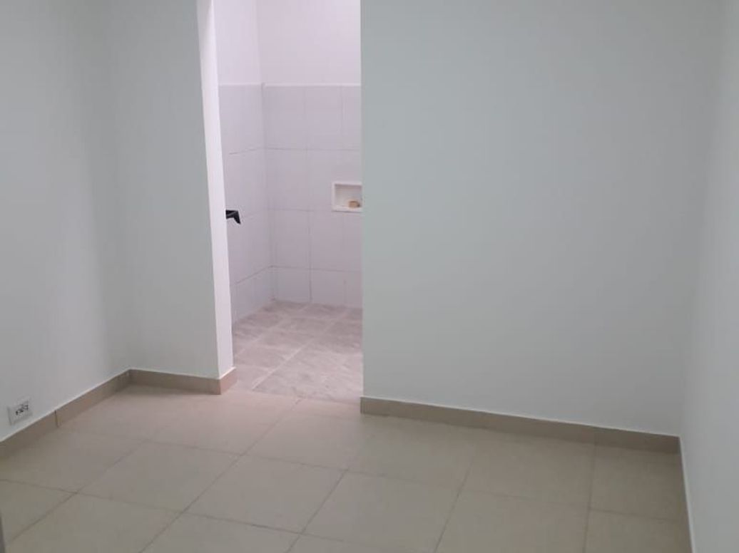 Casa de 12 alcobas en venta en Baquero, Bogotá, 392 m² · foto 3 de 20