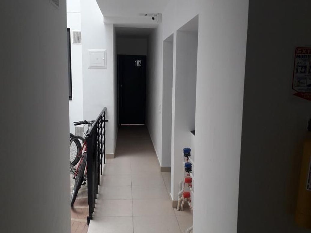 Casa de 12 alcobas en venta en Baquero, Bogotá, 392 m² · foto 2 de 20