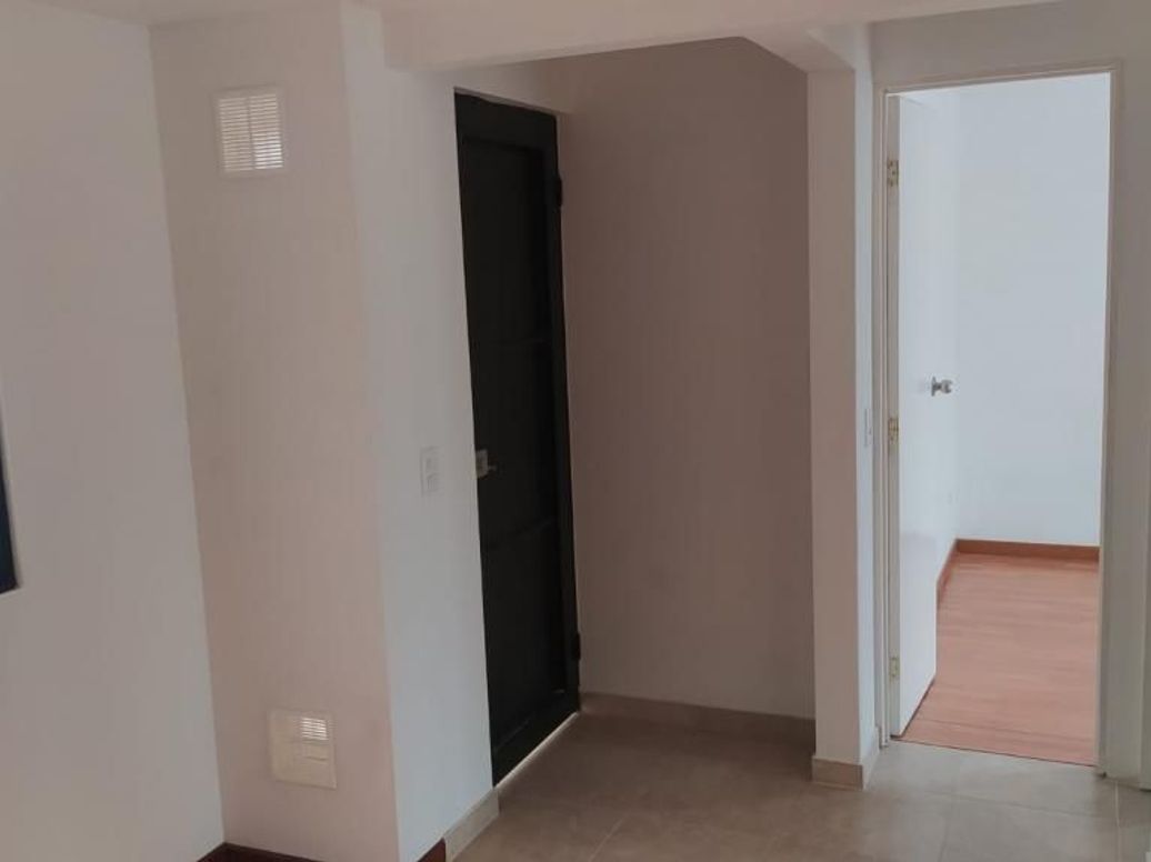 Casa de 12 alcobas en venta en Baquero, Bogotá, 392 m² · foto 17 de 20
