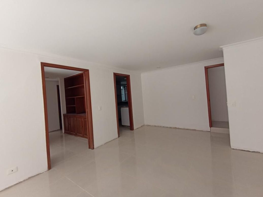 Apartamento de 4 alcobas en venta en Rincon Del Chicó, Bogotá, 111 m² · foto 2 de 20