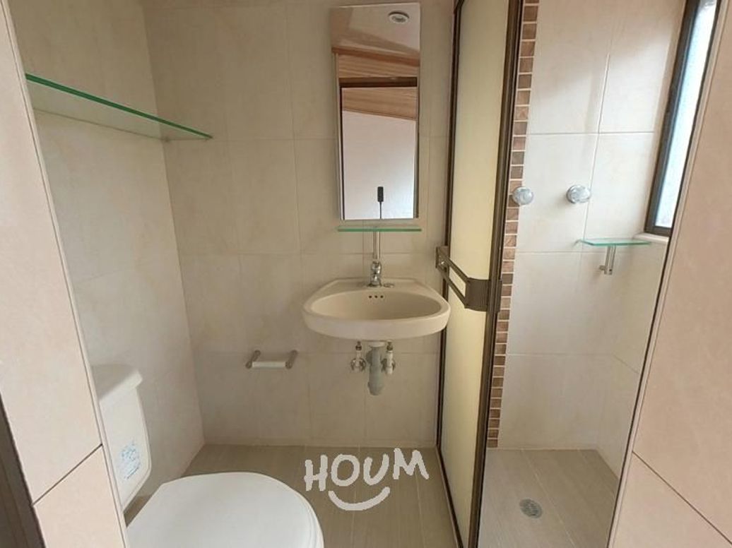 Casa de 4 alcobas en venta en Villa Luz, Bogotá, 200 m² · foto 14 de 15
