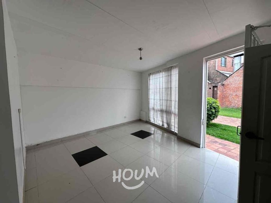 Casa de 5 alcobas en venta en Las Villas, Bogotá, 290 m² · foto 8 de 20