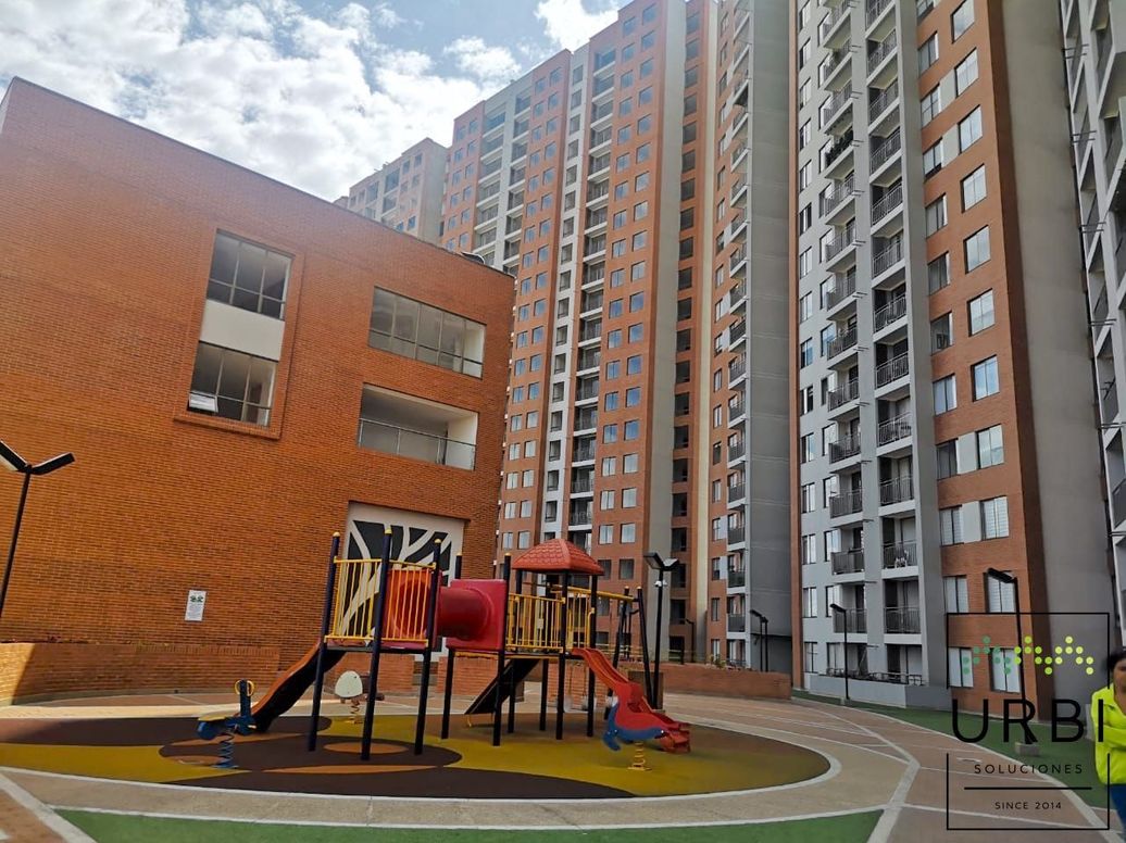 Apartamento de 3 alcobas en venta en Prado Veraniego Norte, Bogotá, 66 m² · foto 5 de 16