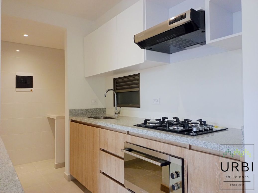 Apartamento de 3 alcobas en venta en Prado Veraniego Norte, Bogotá, 66 m² · foto 9 de 16