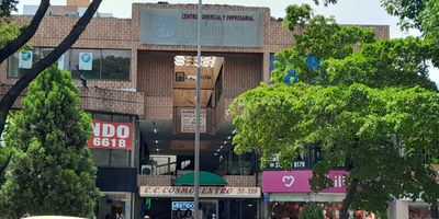 local en arriendo de 16.25 m² en primer piso, con 1 baño, ubicado en pleno corazón comercial de cabecera. ideal para dar visibilidad a tu negocio en una de las zonas más dinámicas de la ciudad. en el valor incluido la administración