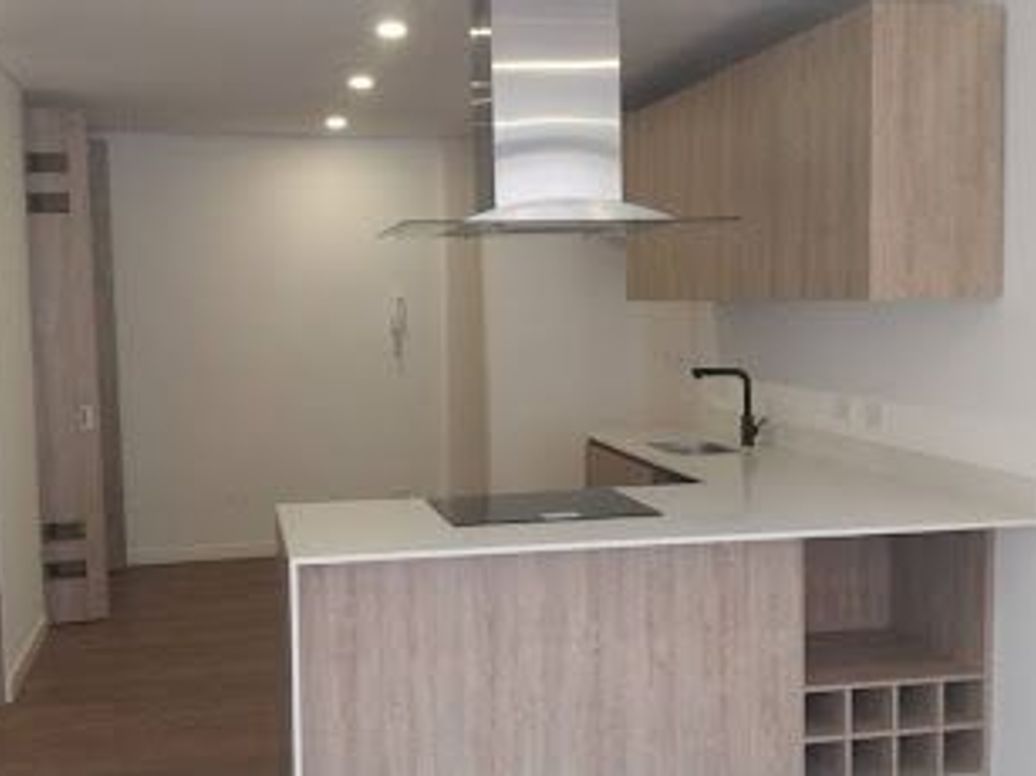 Apartamento de 1 alcoba en venta en Santa Barbara, Bogotá, 54 m² · foto 4 de 11