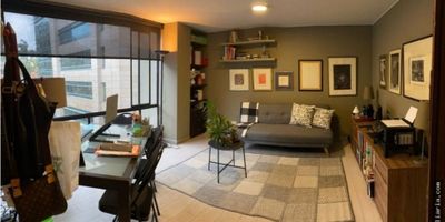 Area 25 mts, vendo oficina remodelada, cuarto piso, un solo ambiente, con muy buena luz, vista y localización, tiene garaje independiente, parqueadero de visitantes, apts - c- dos 
