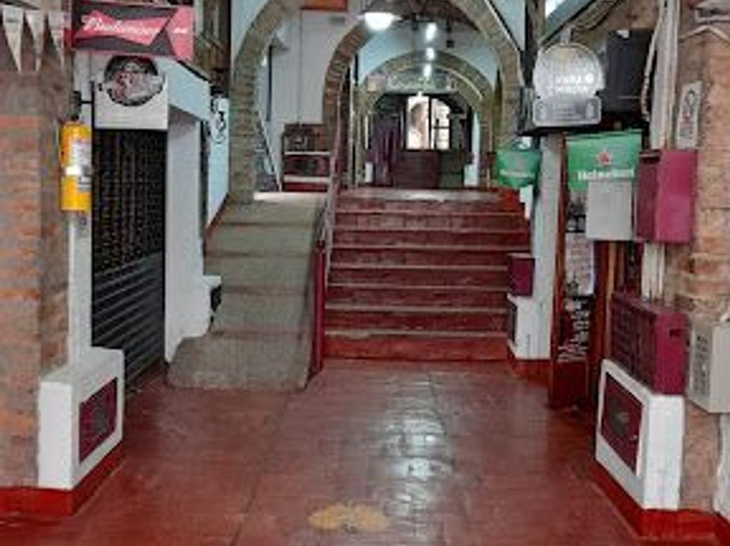 Casa de 6 alcobas en venta en Centro Historico, Bogotá, 958 m² · foto 2 de 8